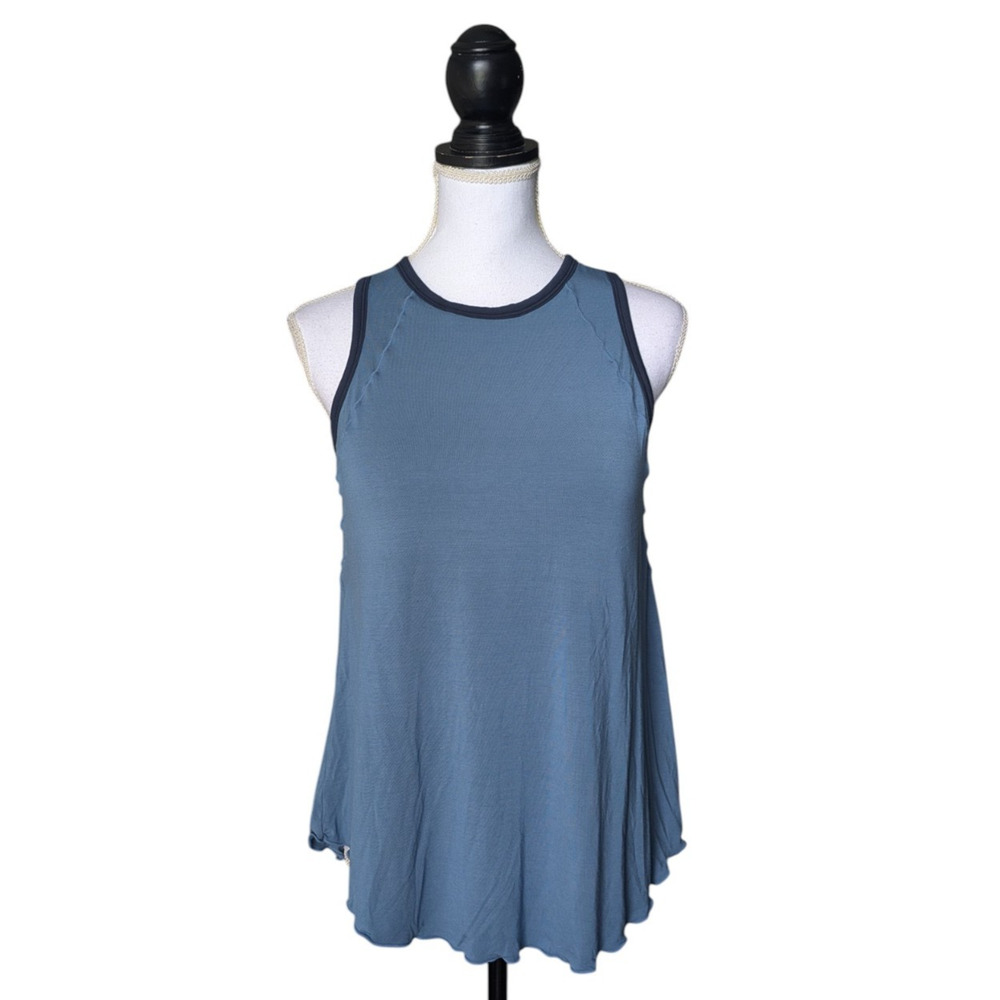 Shebird Blue Split Back Tank with Lettuce Hem Built in Shelf Bra Sz Medium Modal